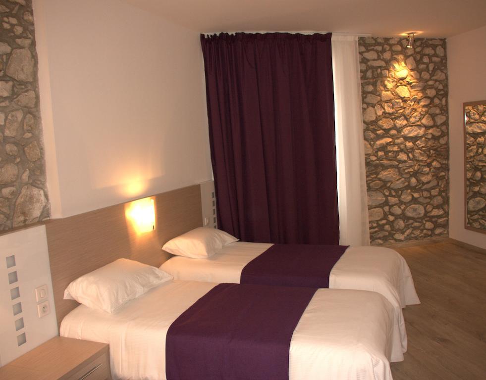Hotel Terranostra Tarascon-sur-Ariege Bilik gambar